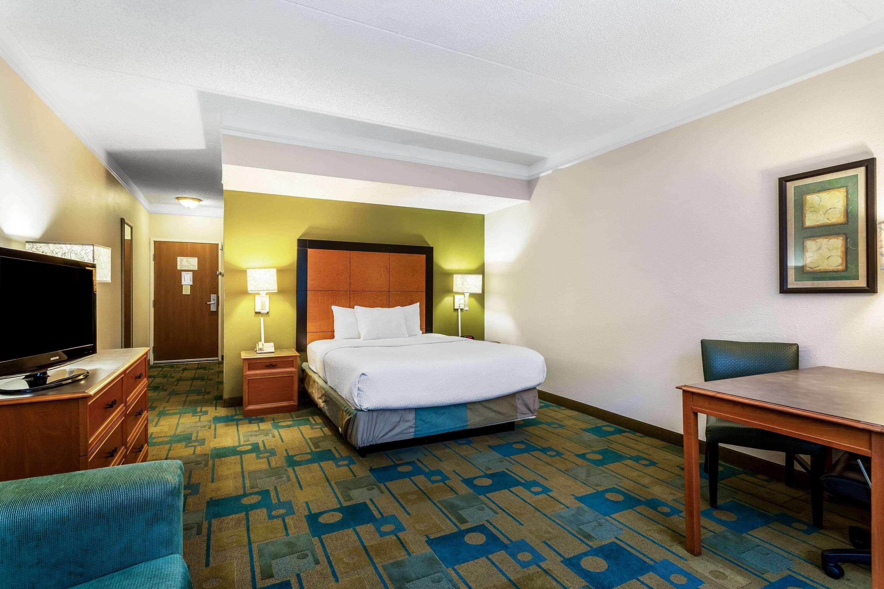 La Quinta By Wyndham St. Pete-Clearwater Airport Hotel Bagian luar foto