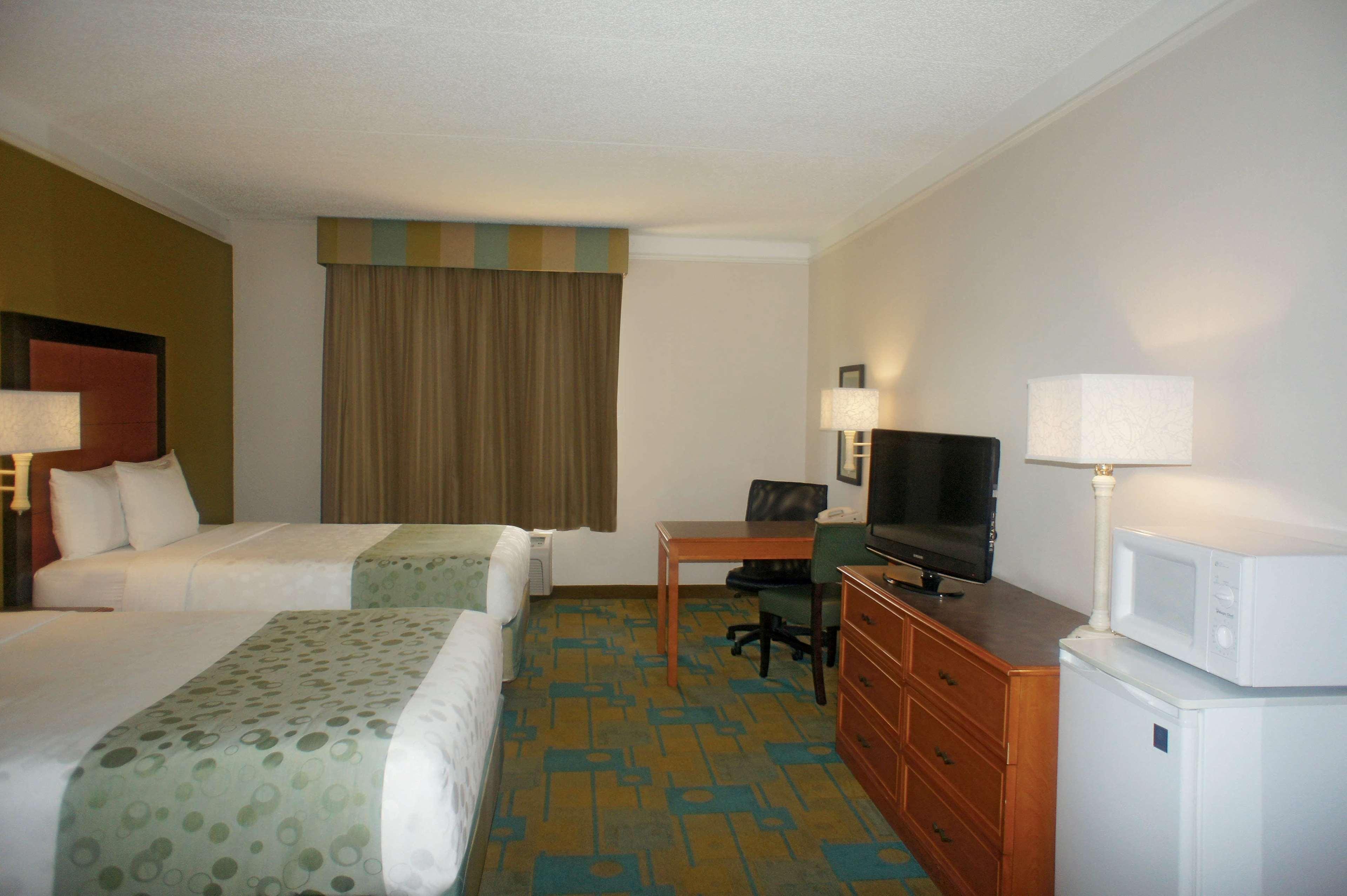 La Quinta By Wyndham St. Pete-Clearwater Airport Hotel Bagian luar foto