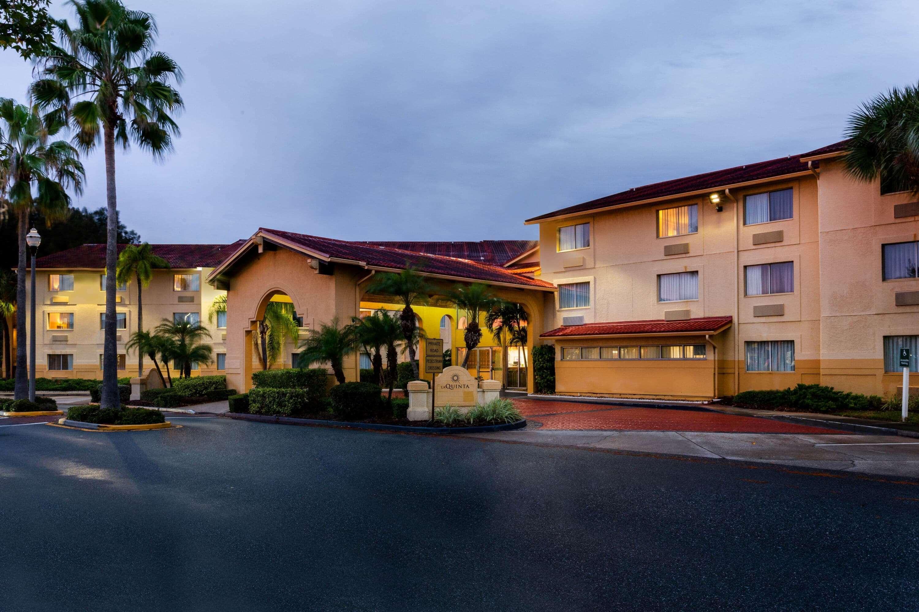 La Quinta By Wyndham St. Pete-Clearwater Airport Hotel Bagian luar foto