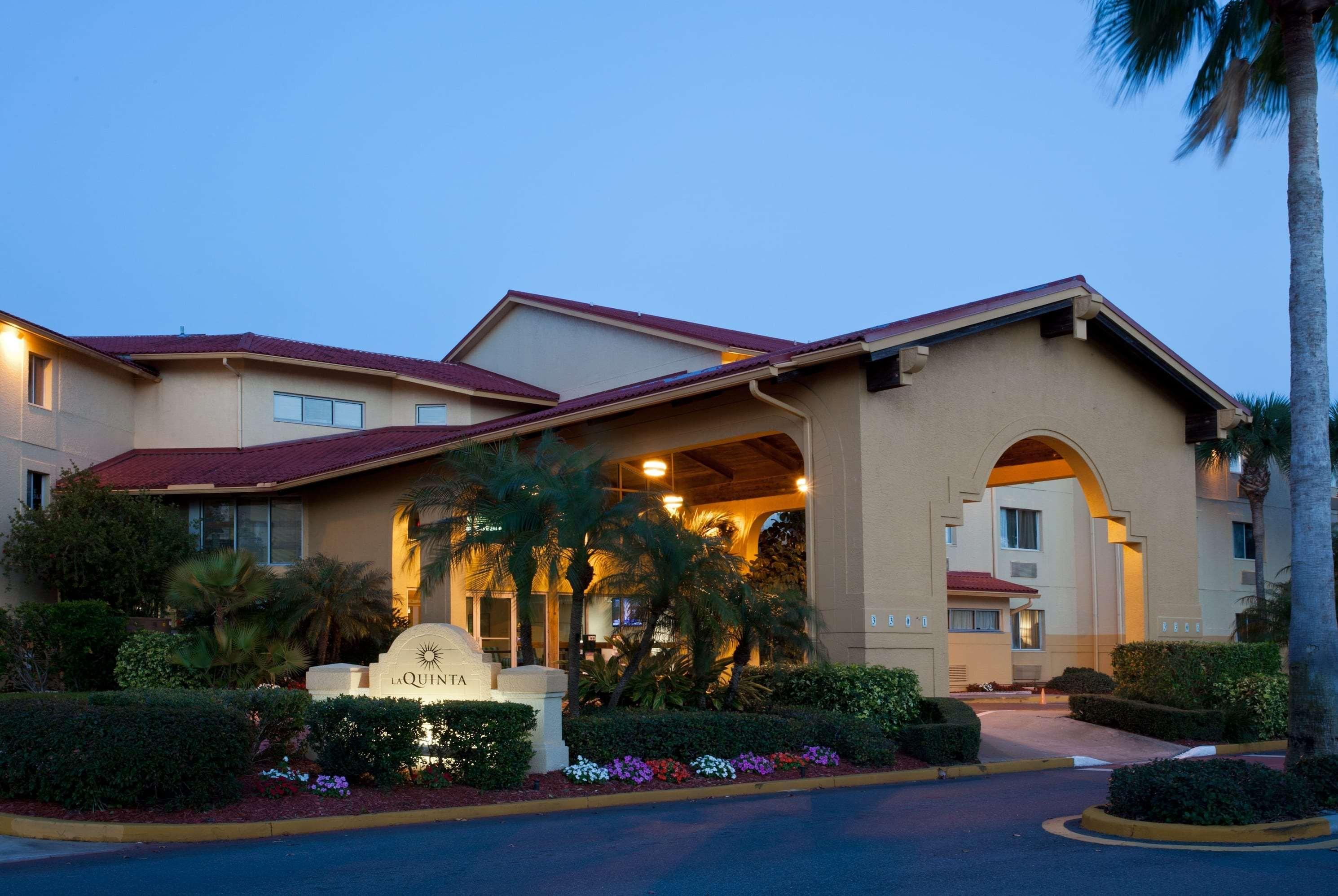 La Quinta By Wyndham St. Pete-Clearwater Airport Hotel Bagian luar foto