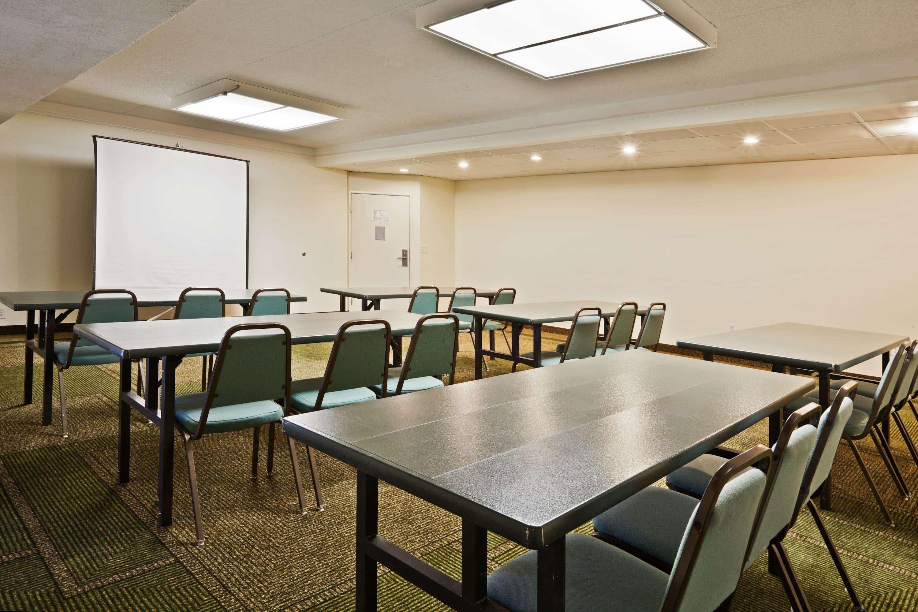 La Quinta By Wyndham St. Pete-Clearwater Airport Hotel Bagian luar foto